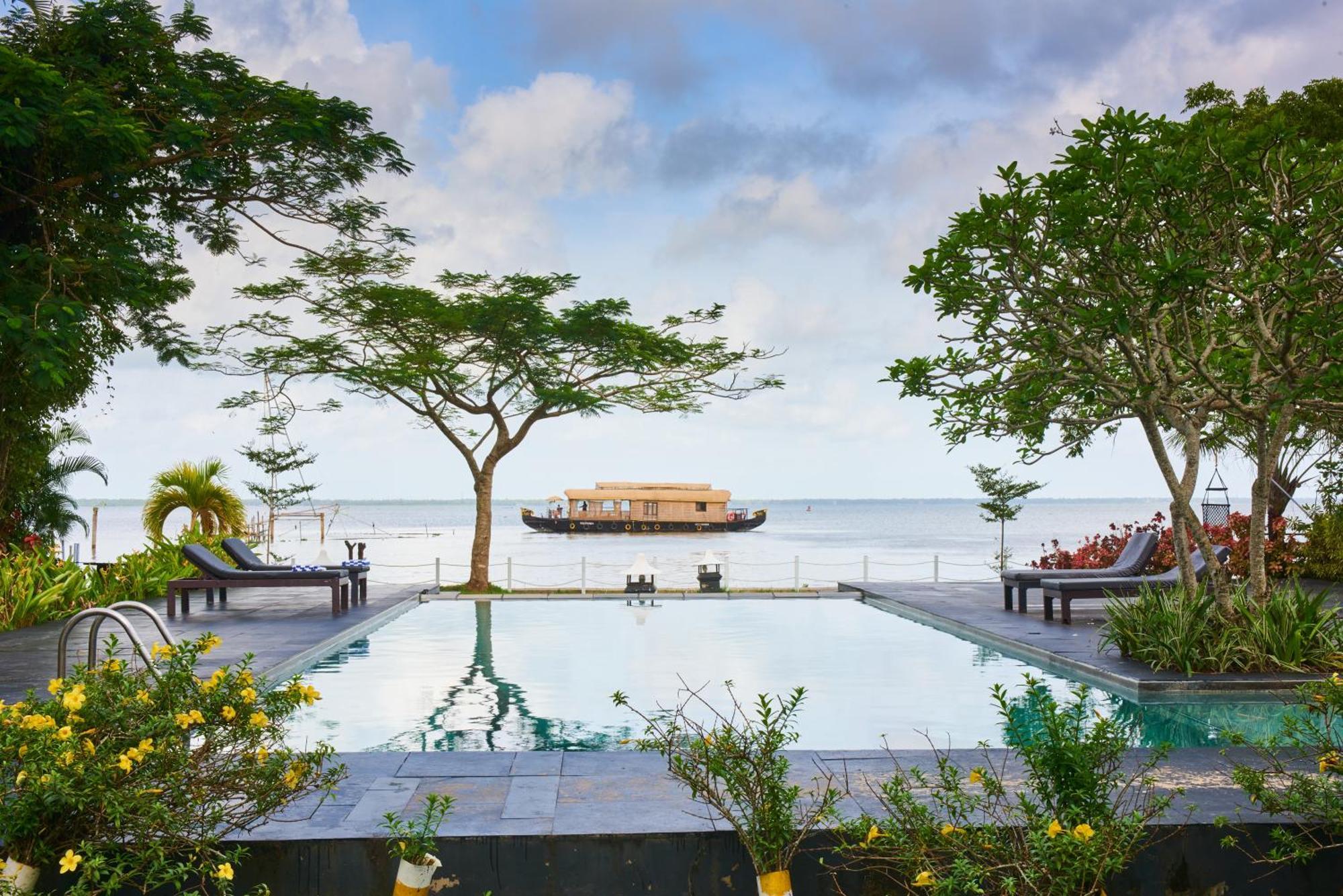 Deshadan Backwater Resort - The best sunrise view Alappuzha Exterior foto