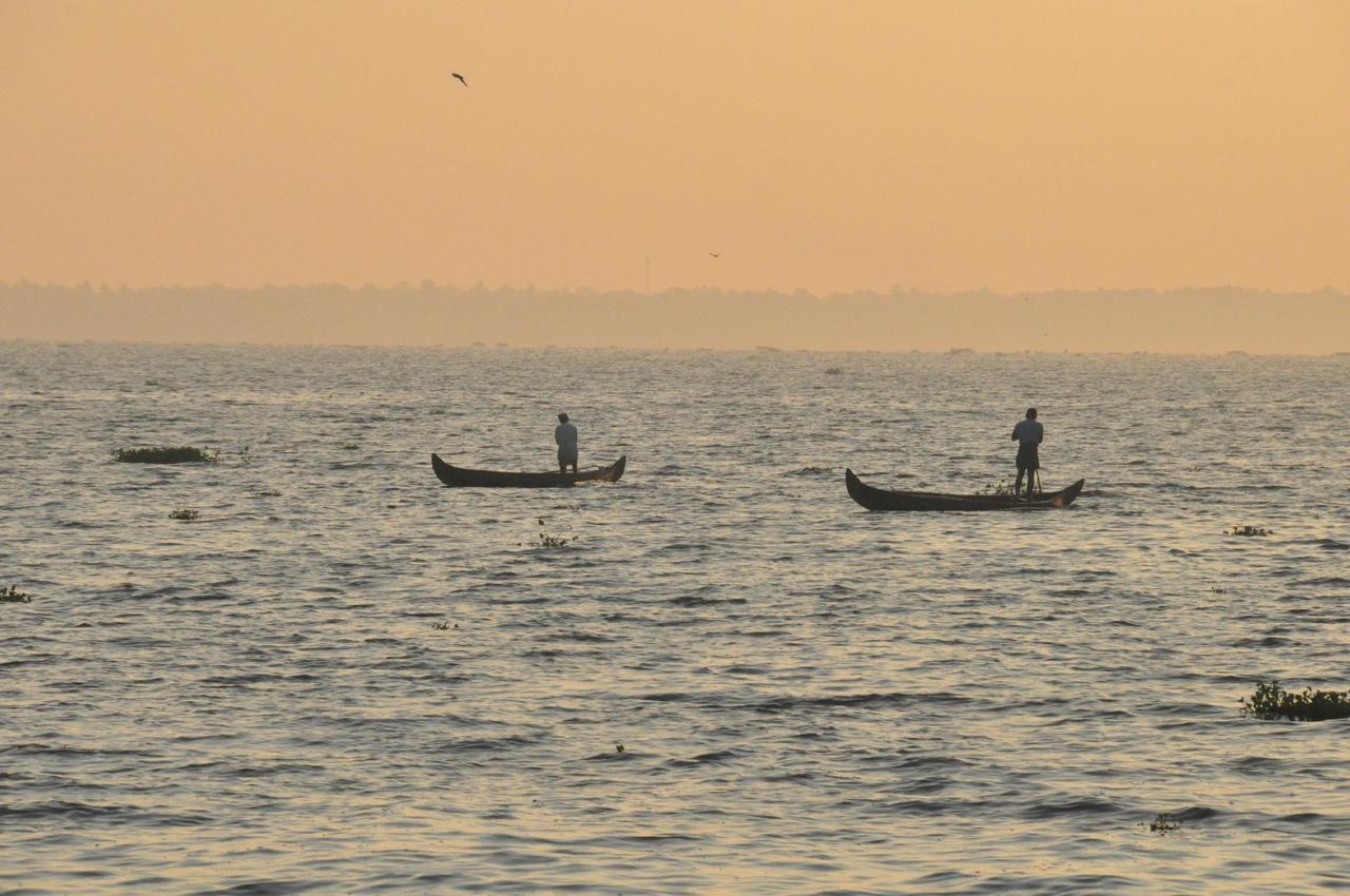 Deshadan Backwater Resort - The best sunrise view Alappuzha Exterior foto
