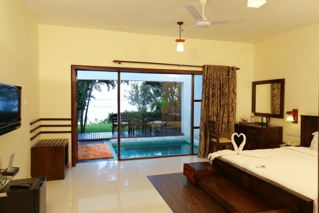 Deshadan Backwater Resort - The best sunrise view Alappuzha Exterior foto